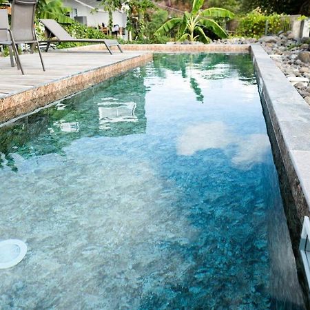T2 Chaleureux & Piscine En Pleine Nature Petit-Canal 外观 照片